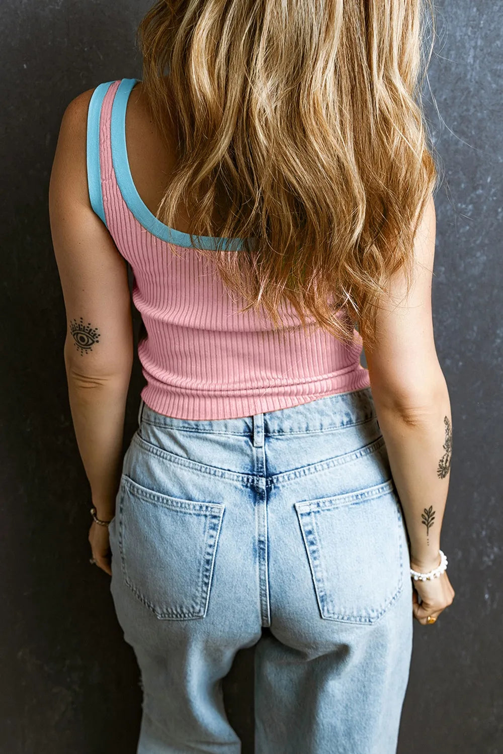 0c7e318a-0df6-44b9-99ee-1cf5b68f3b56-Max