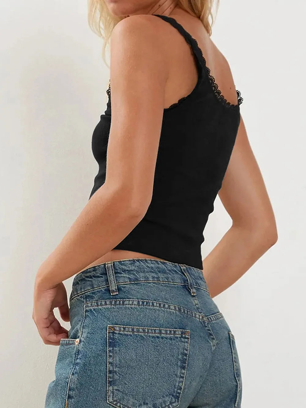 84e24b9d-e7af-4461-b005-946e77cc7141-Max