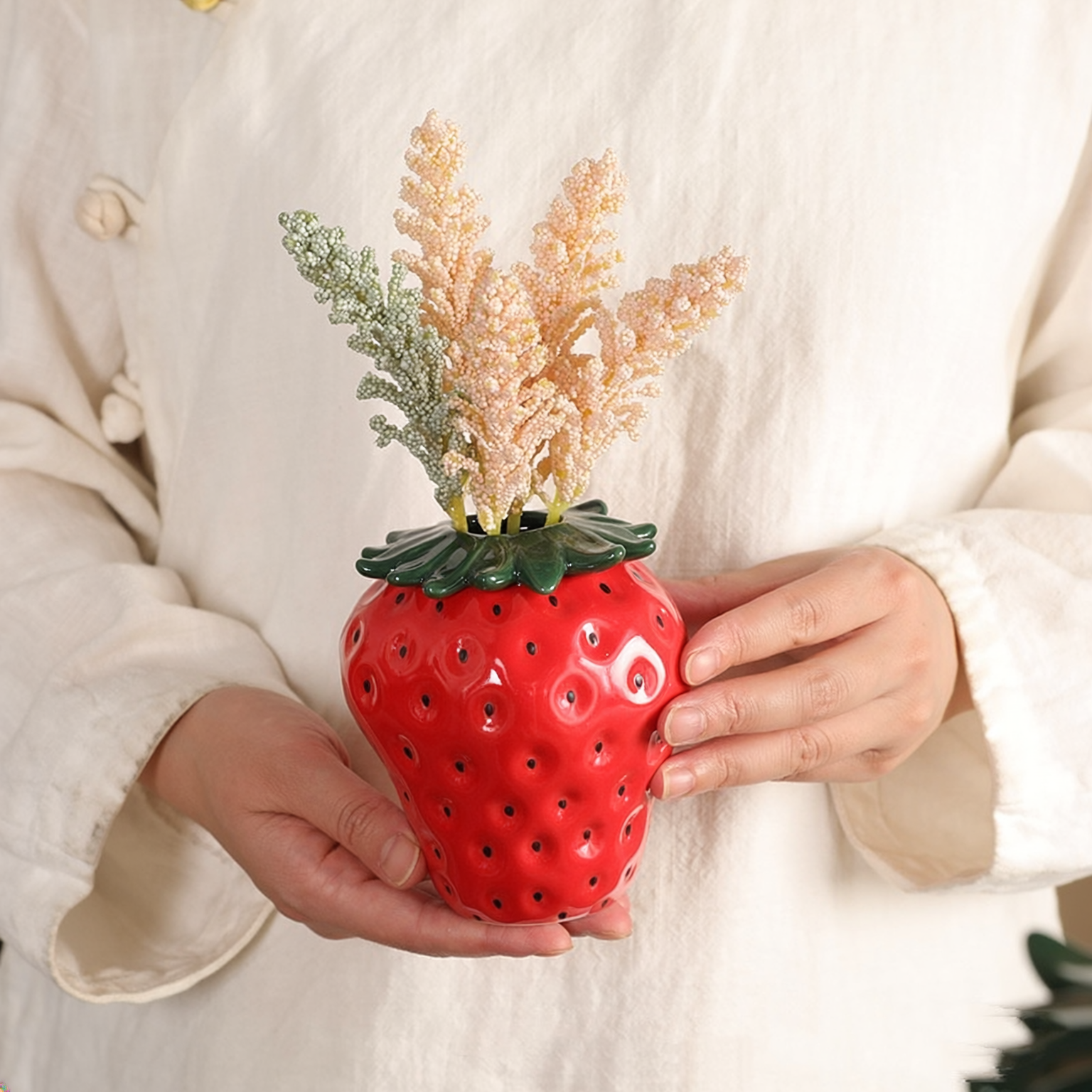Vase céramique strawberry déco maison